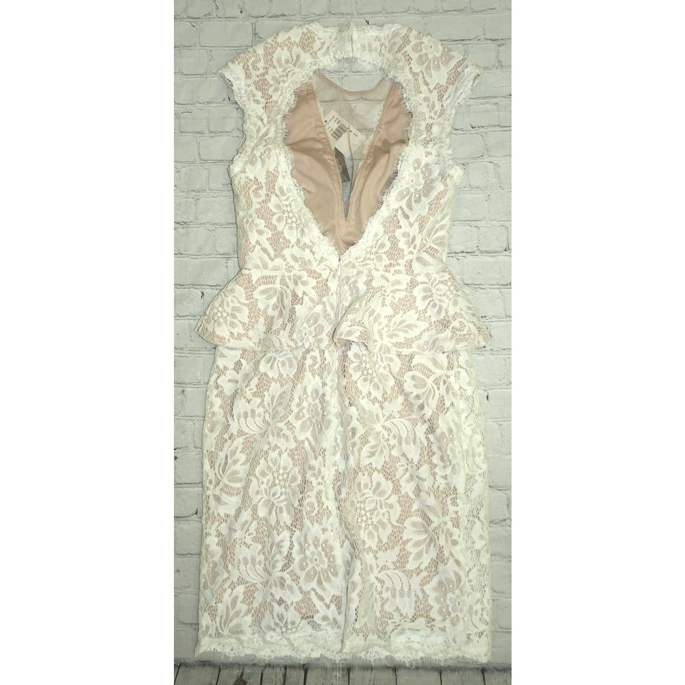 Betsy & Adam Peplum All Over Lace w/ Open Back Dress, Cream, 4 NWT - Picture 3 of 11